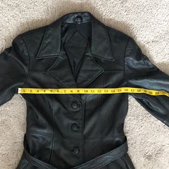 Absolutely Stunning 💯 % Leather Jacket. - Picture 6 of 8